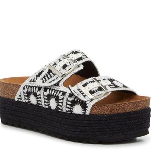 NEVER WORN Crochet Platform Sandals